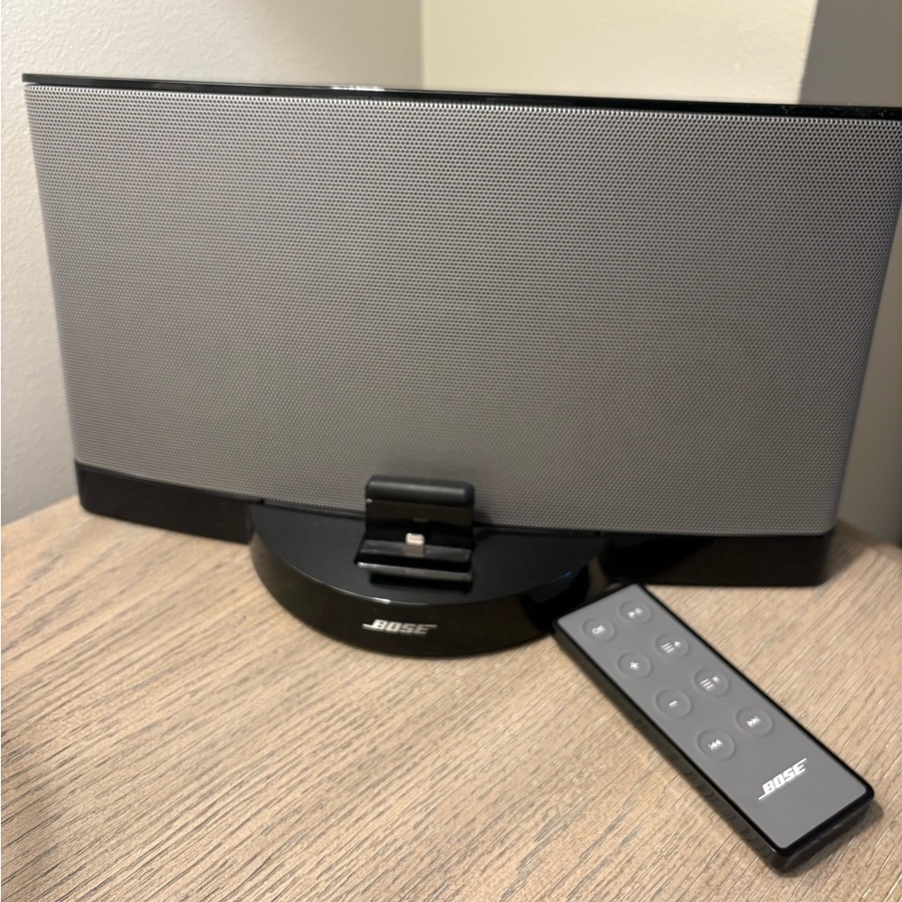 Bose SoundDock speaker System-DO NOT BID, NO LONGER AVAILABLE